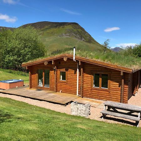 Glenbeag Mountain Lodges Glenshee Екстериор снимка