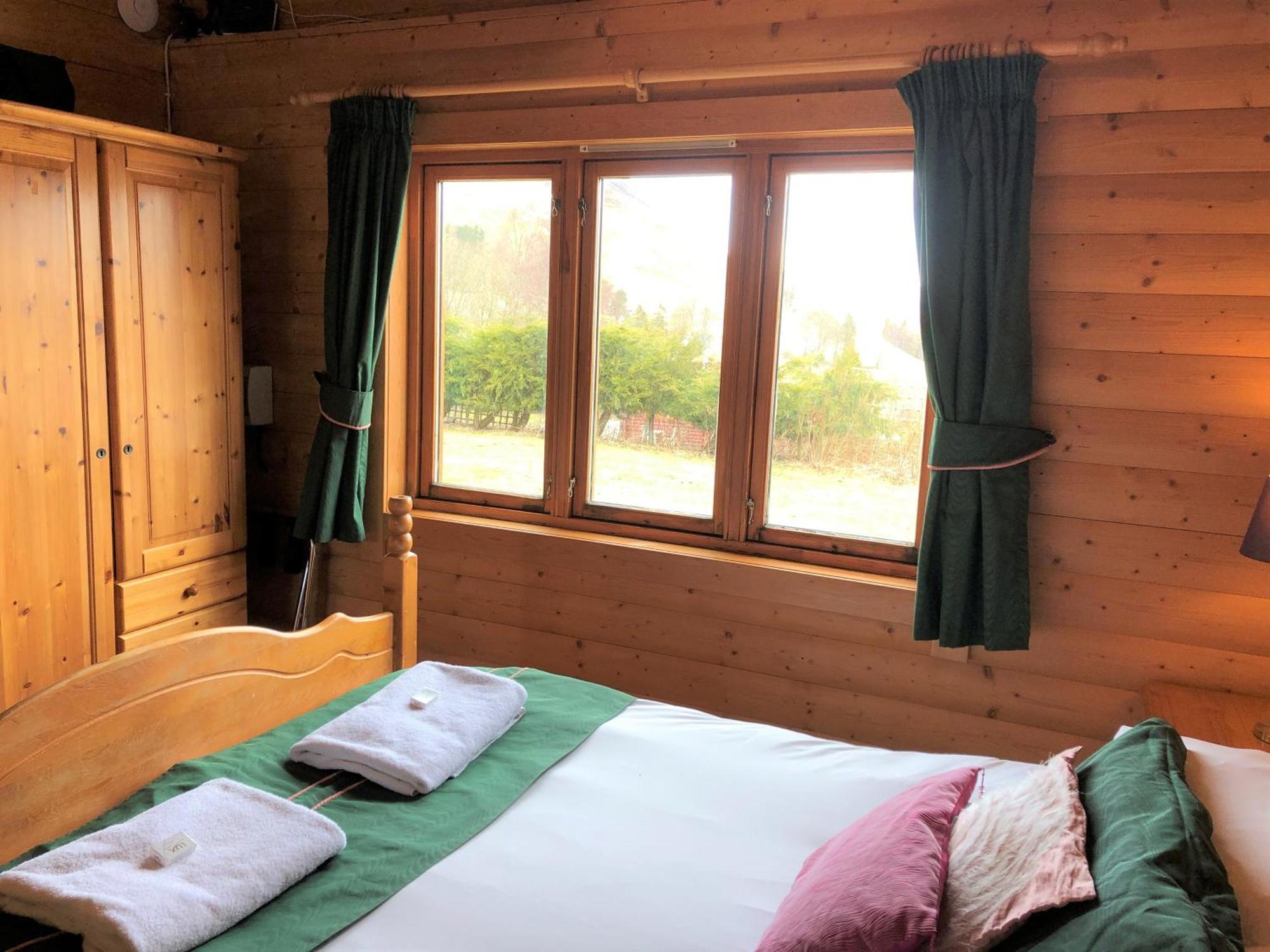 Glenbeag Mountain Lodges Glenshee Стая снимка