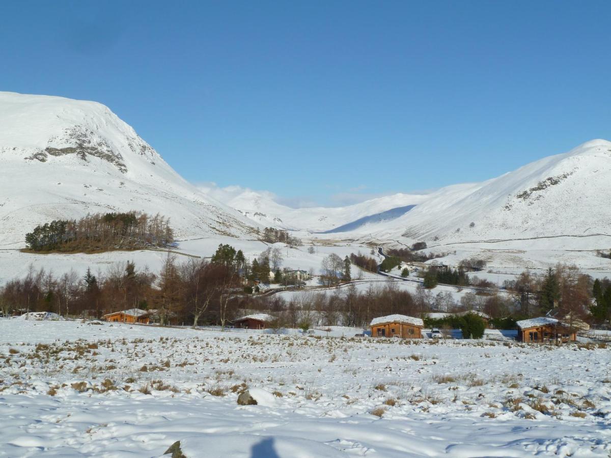 Glenbeag Mountain Lodges Glenshee Екстериор снимка