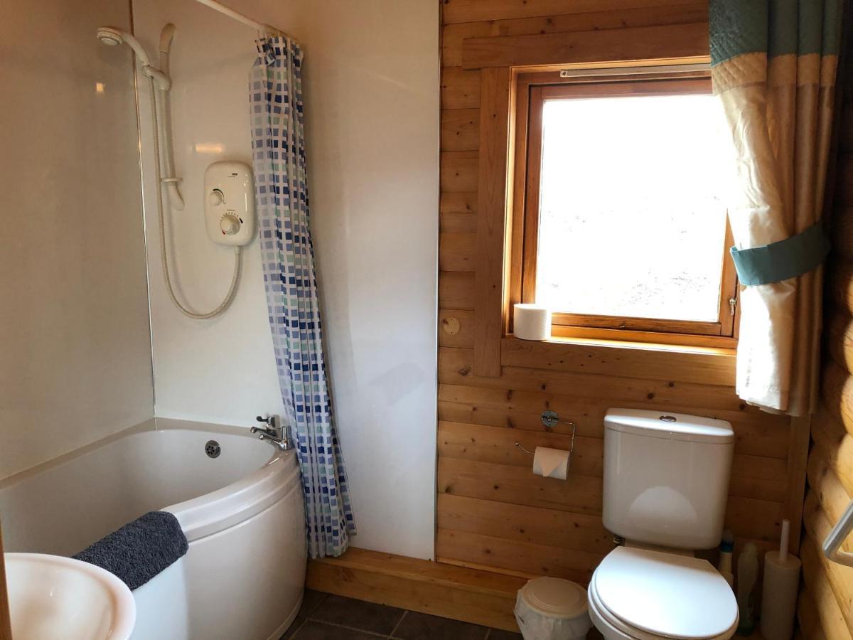 Glenbeag Mountain Lodges Glenshee Екстериор снимка