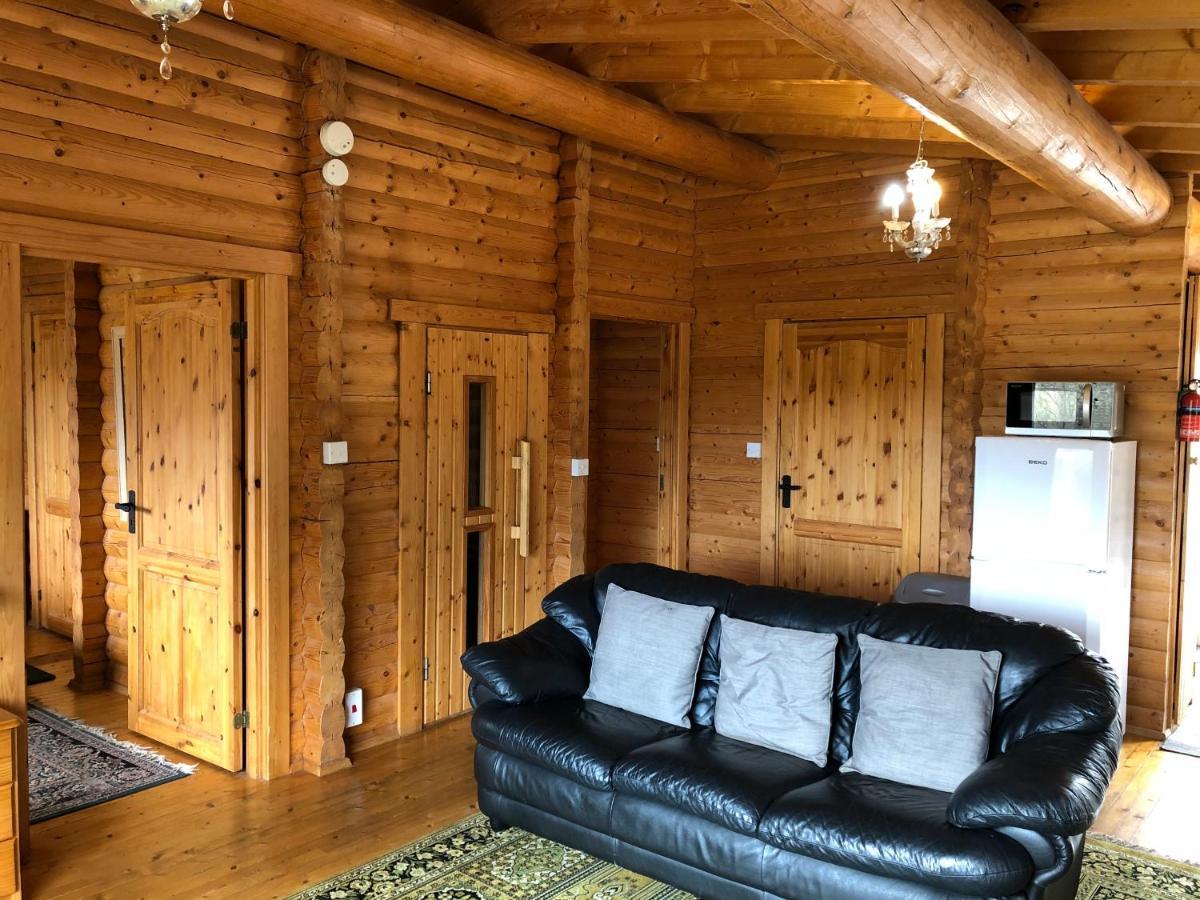 Glenbeag Mountain Lodges Glenshee Екстериор снимка